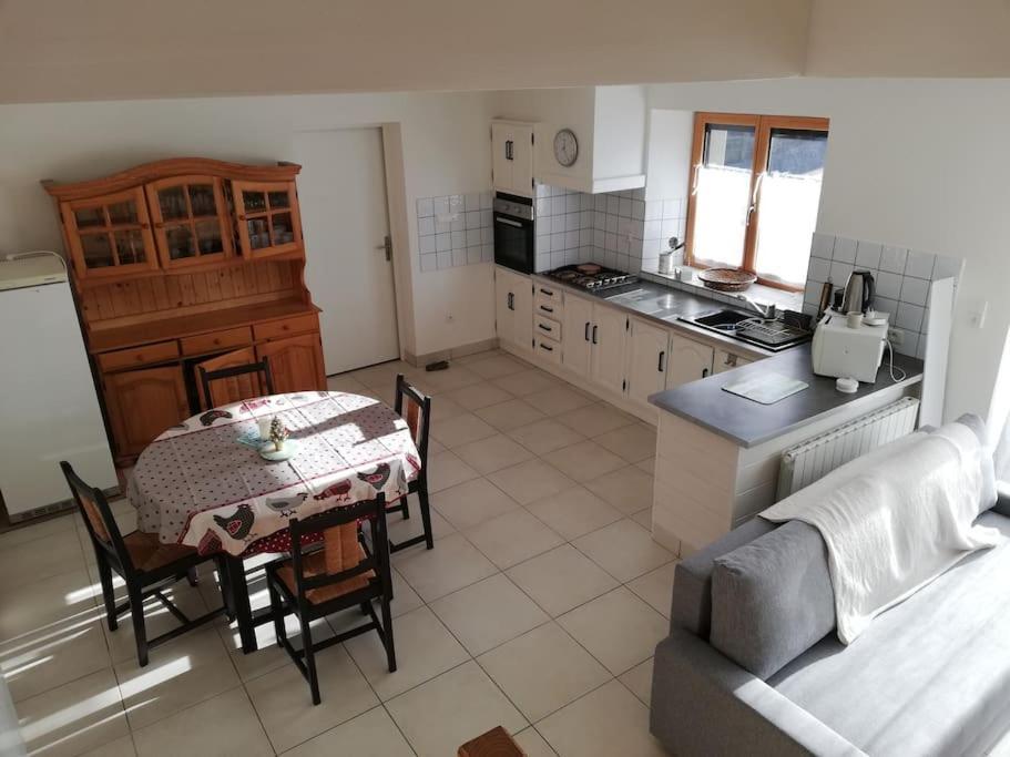 La Maison Des Chevreuils Plouigneau Esterno foto